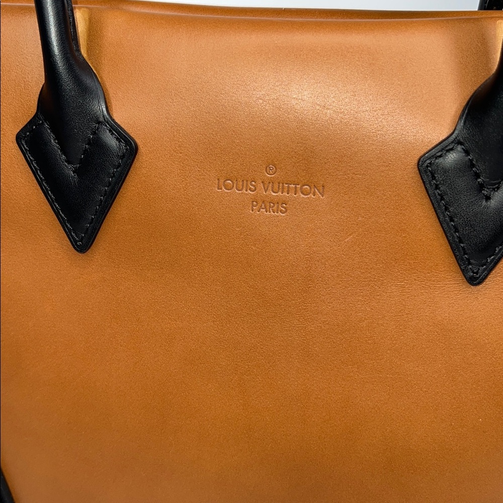 ❤️NWT LOUIS VUITTON CUIR ORFEVRE TOTE W/ PM MONOGRAM NOISETTE M40941 - Picture 4 of 16